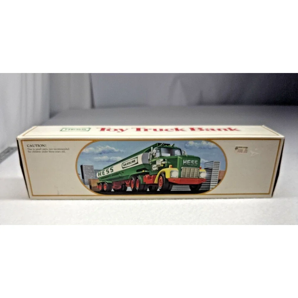 Hess 1984 Fuel Oil Gasoline Tanker Truck Bank Vintage Collectible w/ Box